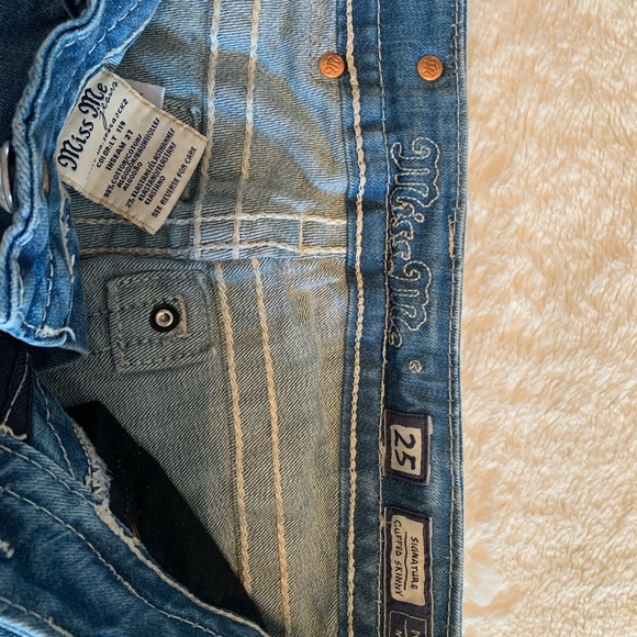 Miss Me Skinny Ankle Jean - Size 25 - Picture 6 of 11